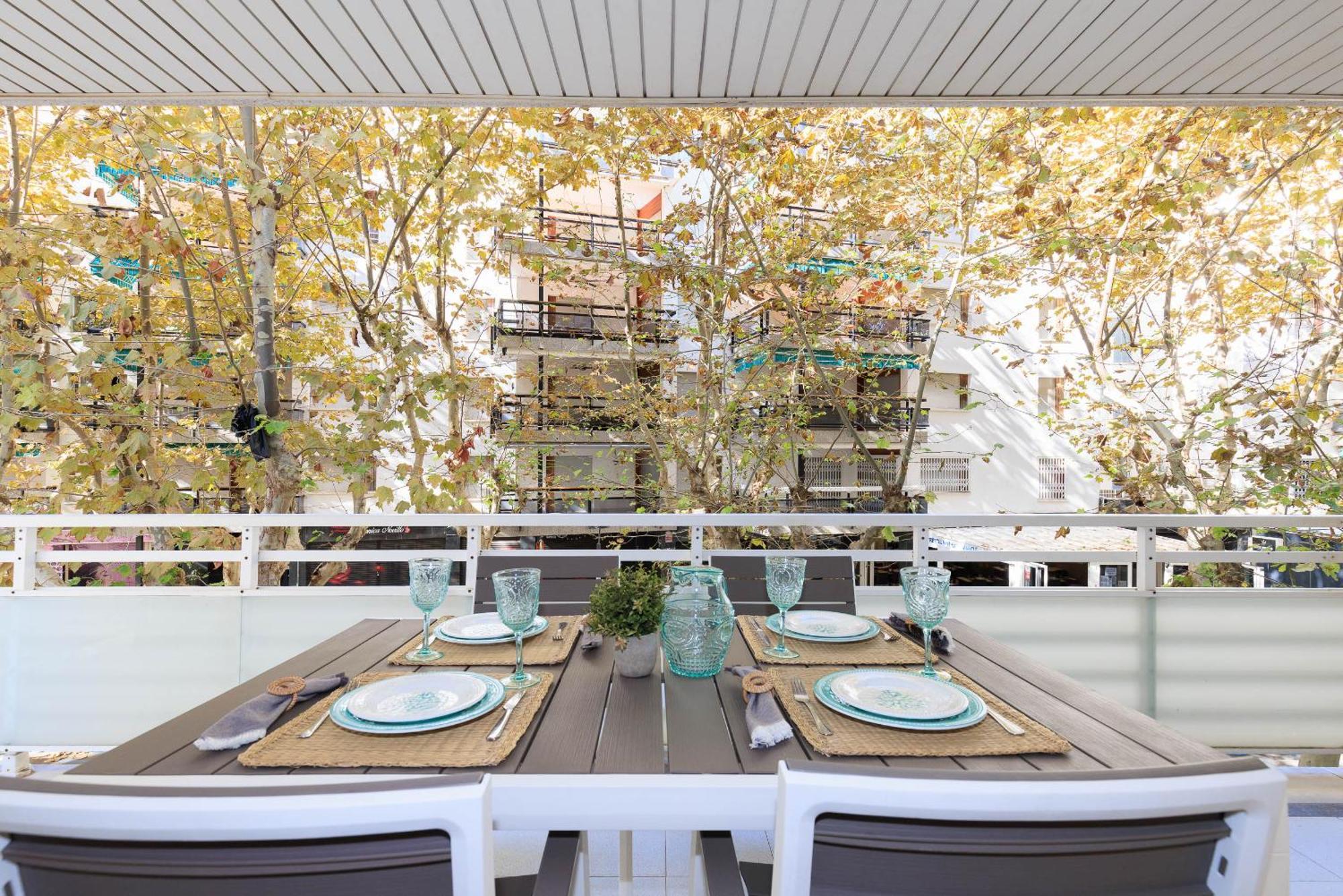 Uhc Apartamento Ruisenores Salou Bagian luar foto